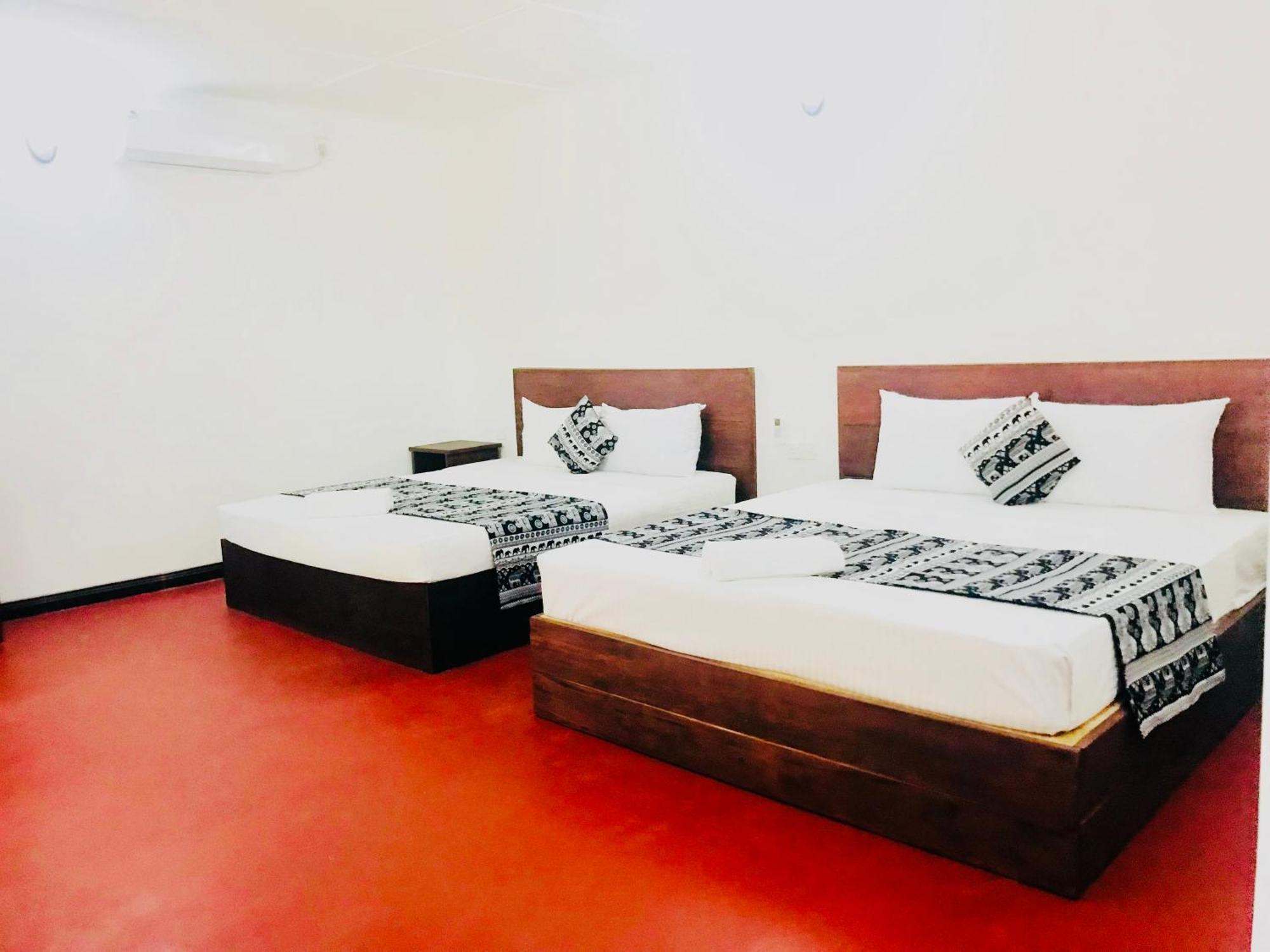 Wild Hut Habarana Bed & Breakfast Екстериор снимка